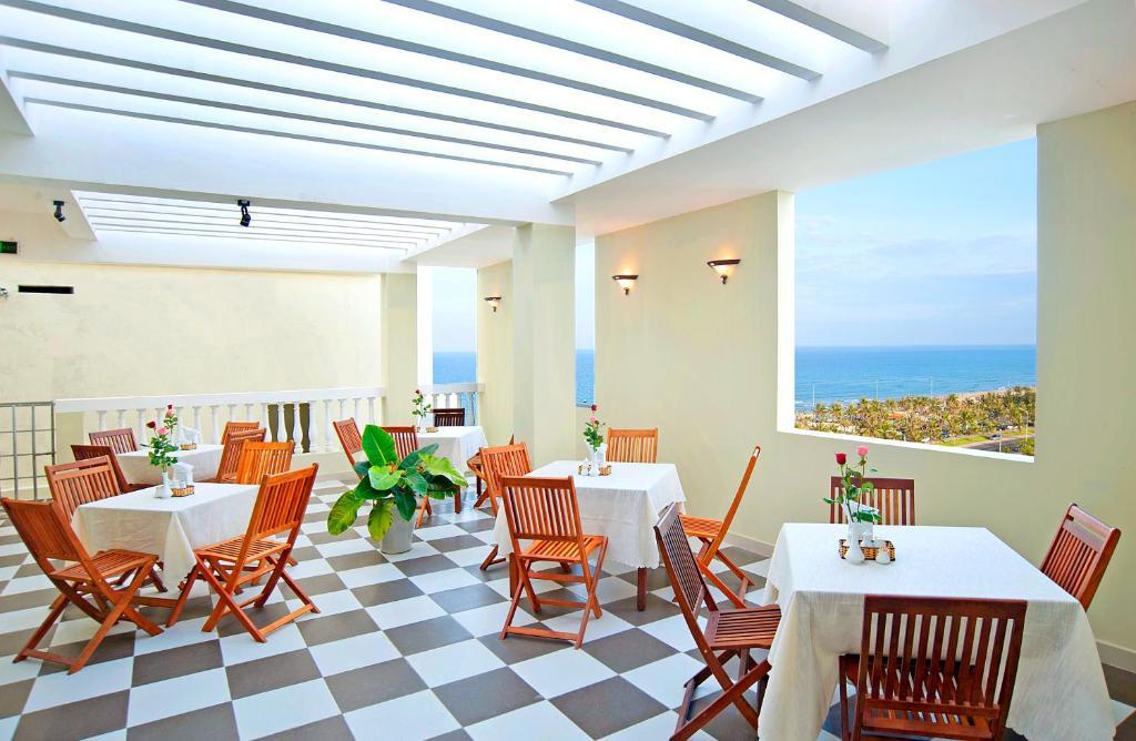 Starlet Hotel Danang Экстерьер фото
