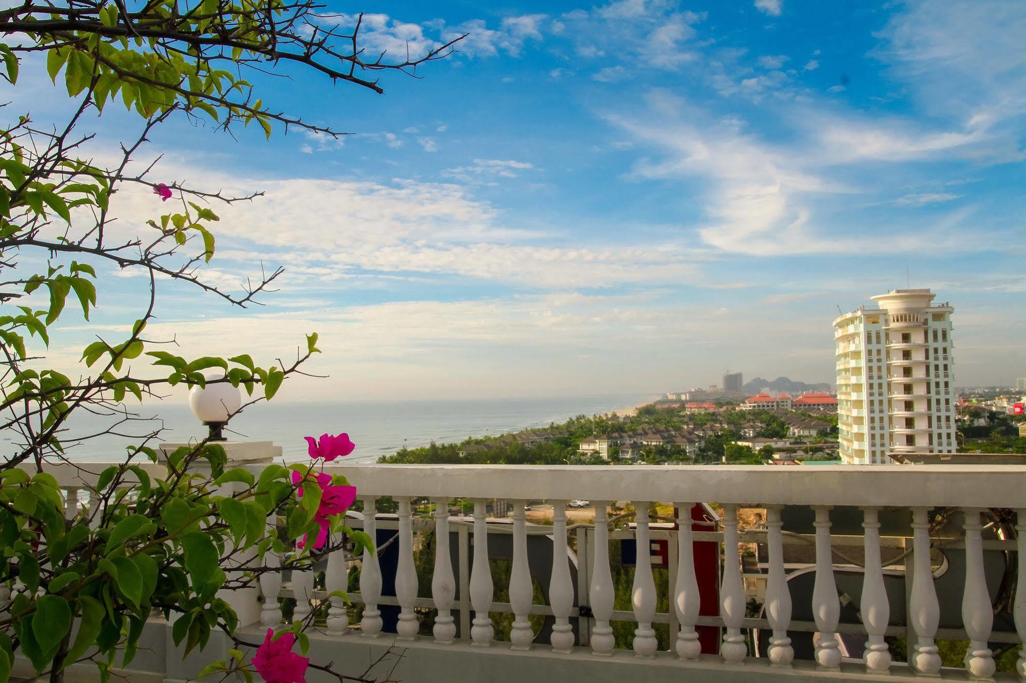 Starlet Hotel Danang Экстерьер фото