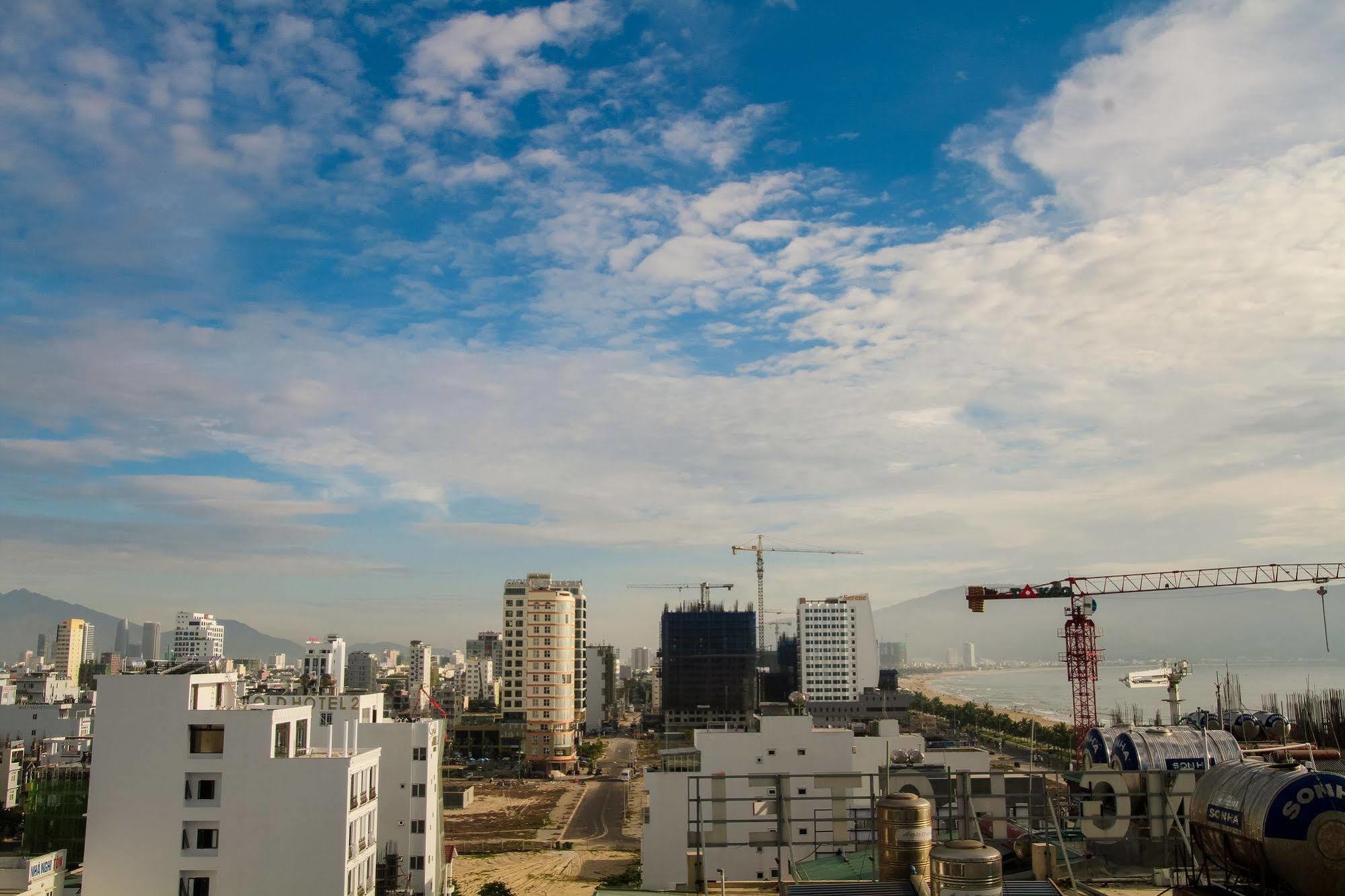 Starlet Hotel Danang Экстерьер фото