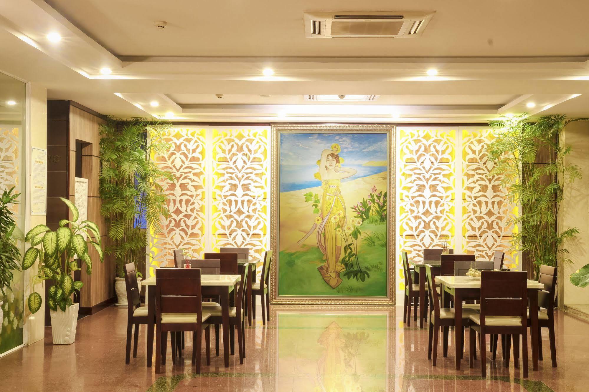 Starlet Hotel Danang Экстерьер фото